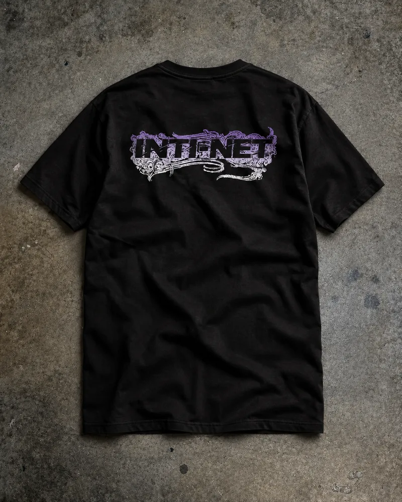 Camisa oversize INTI(t) AFX-47 — vista posterior con detalles